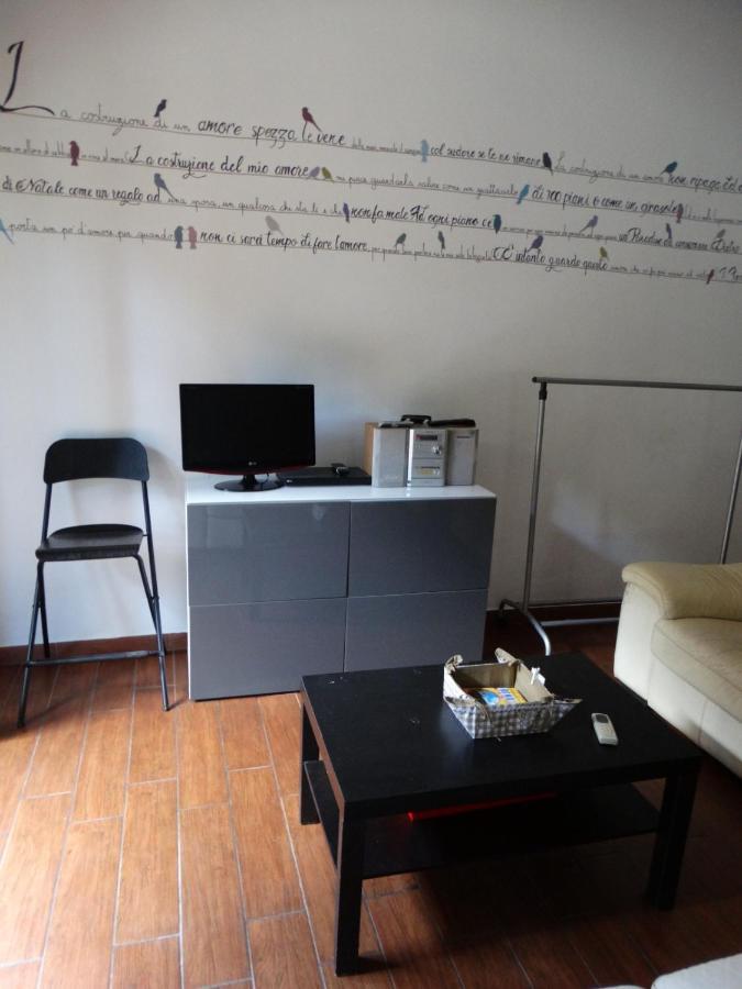 A Casa Di Delia - Stazione Fidene Apartman Róma Kültér fotó